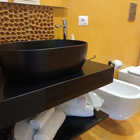 Bilocale Santachiara Apartments- Luxury & View * Naples